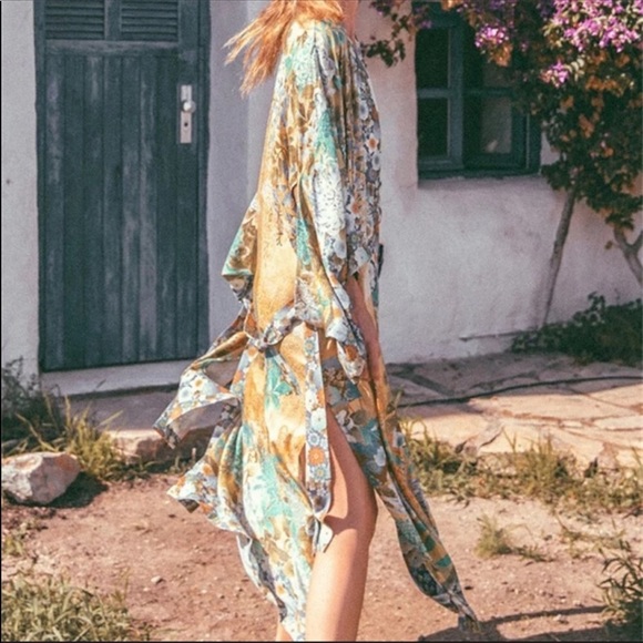 New Willow Maxi Kimono Beach Coverup - Picture 3 of 6